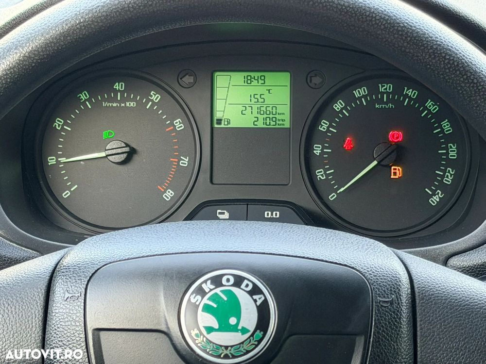 Skoda Roomster 1.2 HTP Ambition - 7