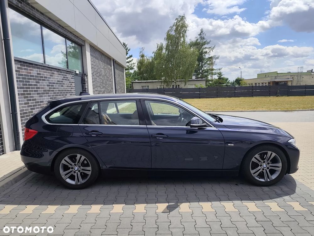 BMW Seria 3 320d Efficient Dynamics Luxury Line EU6 - 3