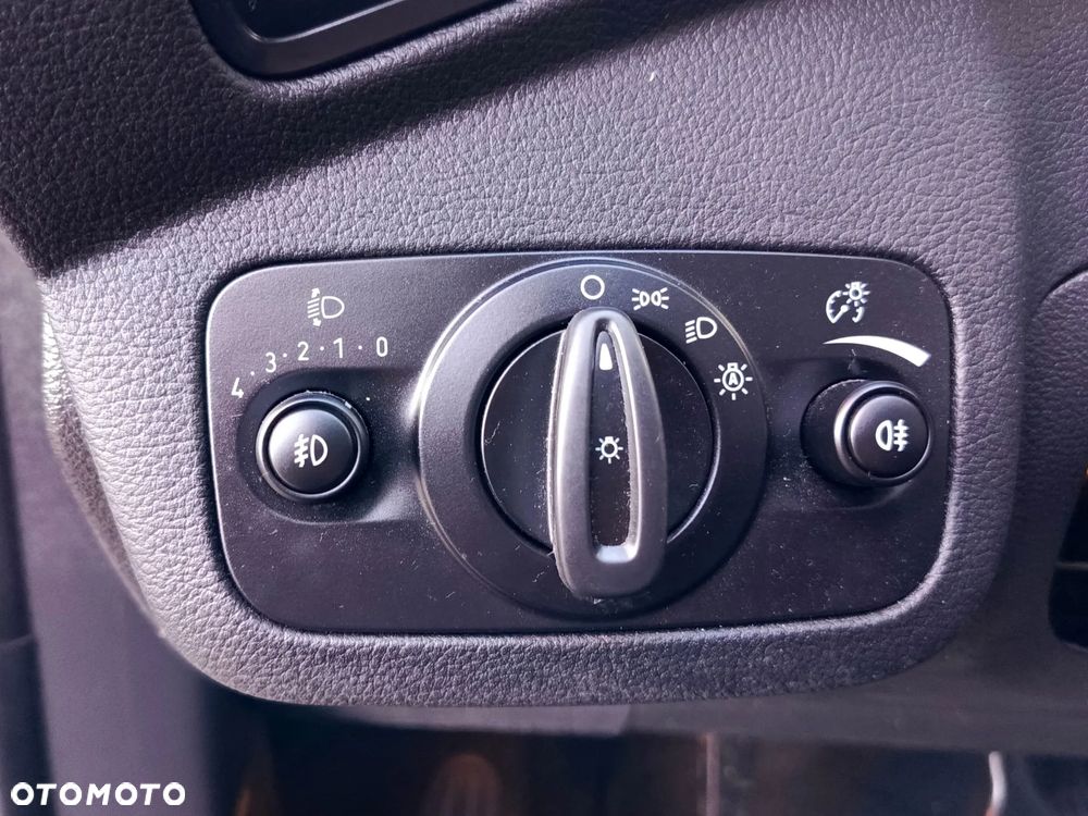 Ford Kuga 1.5 EcoBoost 2x4 Titanium - 18