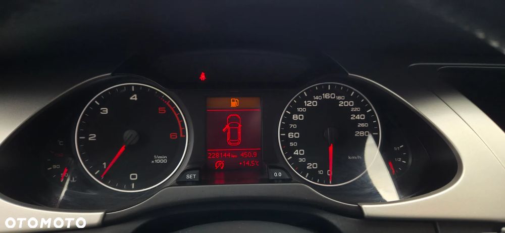 Audi A4 Avant 2.0 TDI DPF Attraction - 26