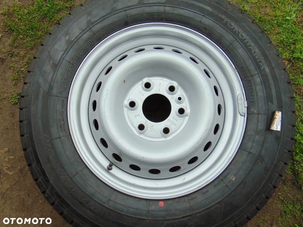 Koło zapasowe opona felga 205/75R16C 205/75 R16C 5801622004 6.5Jx16H2 ET68 Iveco Daily IV 14-22r - 2