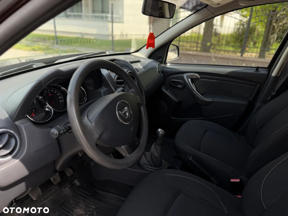 Dacia Duster 1.6 SCe Outdoor S&S - 10