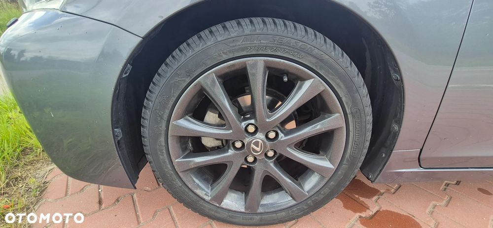 Lexus CT - 30
