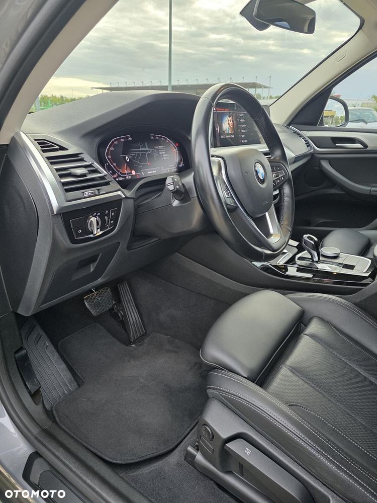 BMW X3 xDrive30d mHEV - 22
