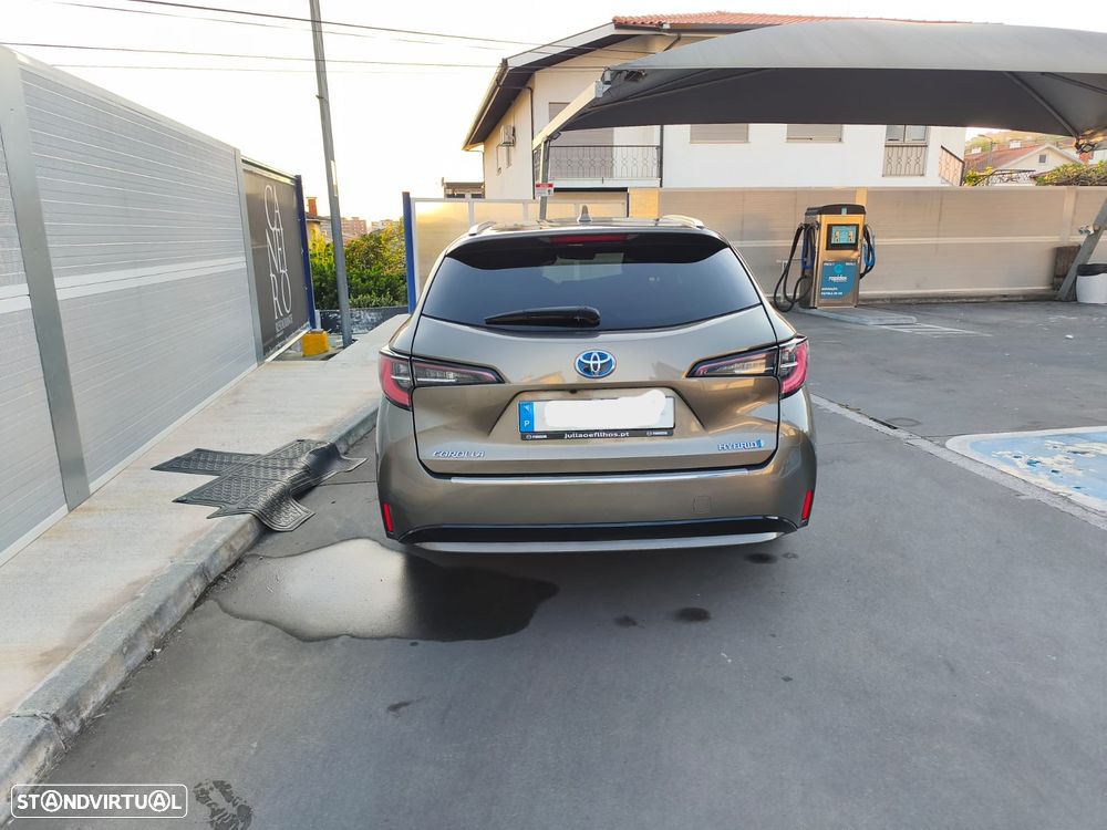 Toyota Corolla Touring Sports 1.8 Hybrid Comfort+P.Sport - 27