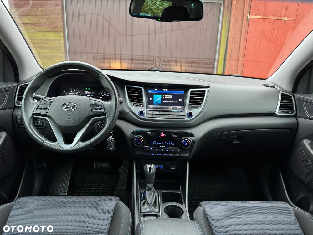 Hyundai Tucson 2.0 CRDi 4WD Automatik Style - 14