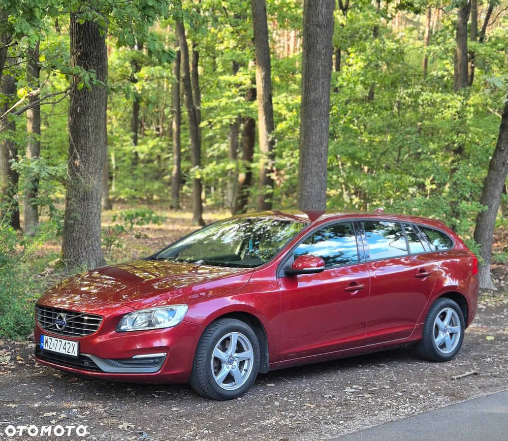 Volvo V60 D4 Drive-E Kinetic - 1