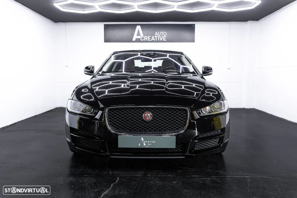 Jaguar XE 2.0 D Prestige Aut. - 7