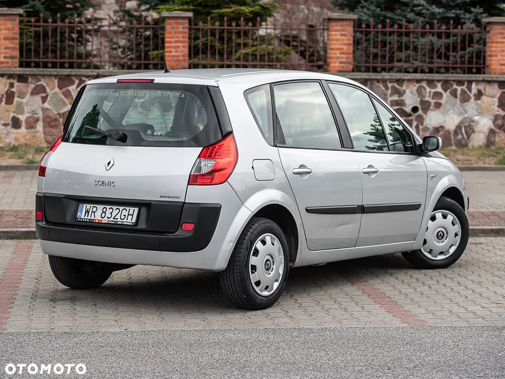 Renault Scenic 1.6 16V Confort Expression - 4