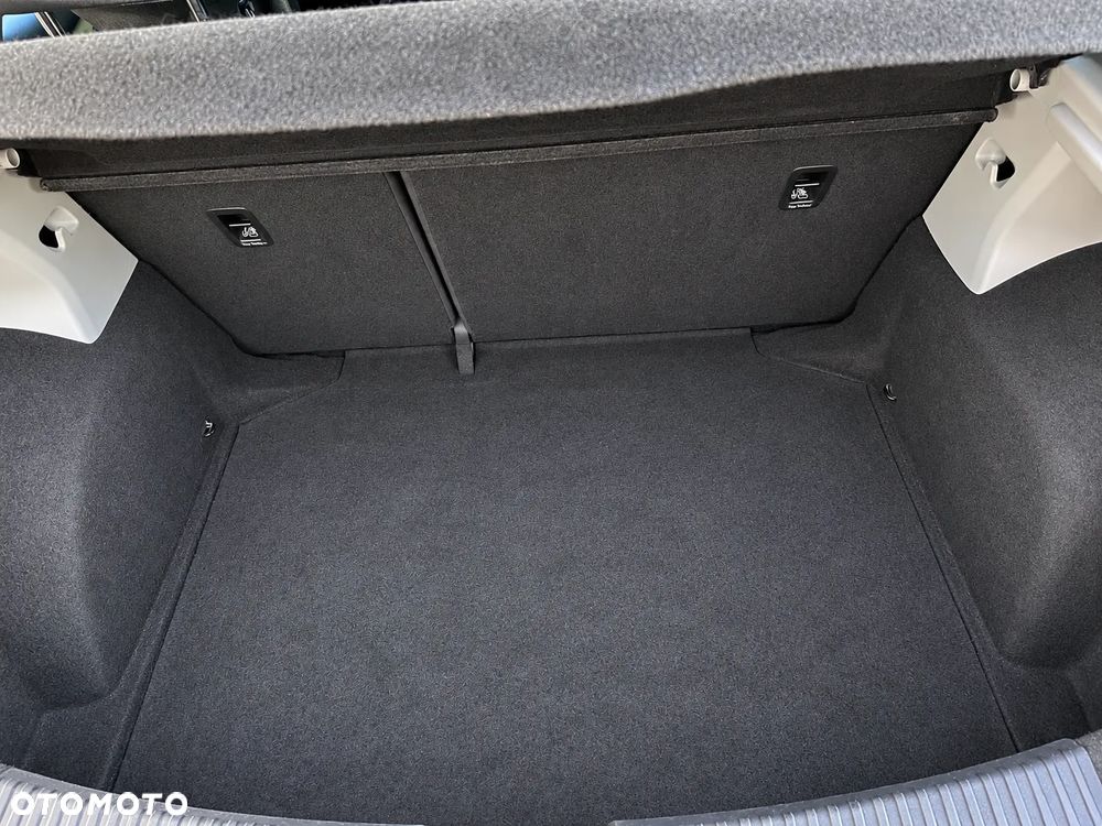 Seat Leon 1.6 TDI DPF Style - 11