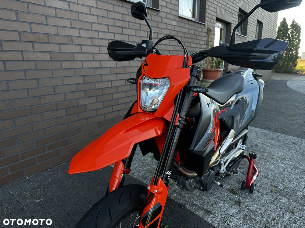 KTM SMC 690 - 8