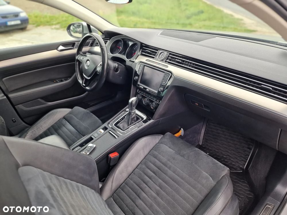 Volkswagen Passat 1.6 TDI (BlueMotion Technology) DSG Comfortline - 30