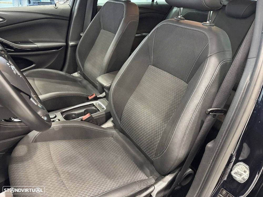 Opel Astra 1.4 Turbo S&S Auto Innovation - 9