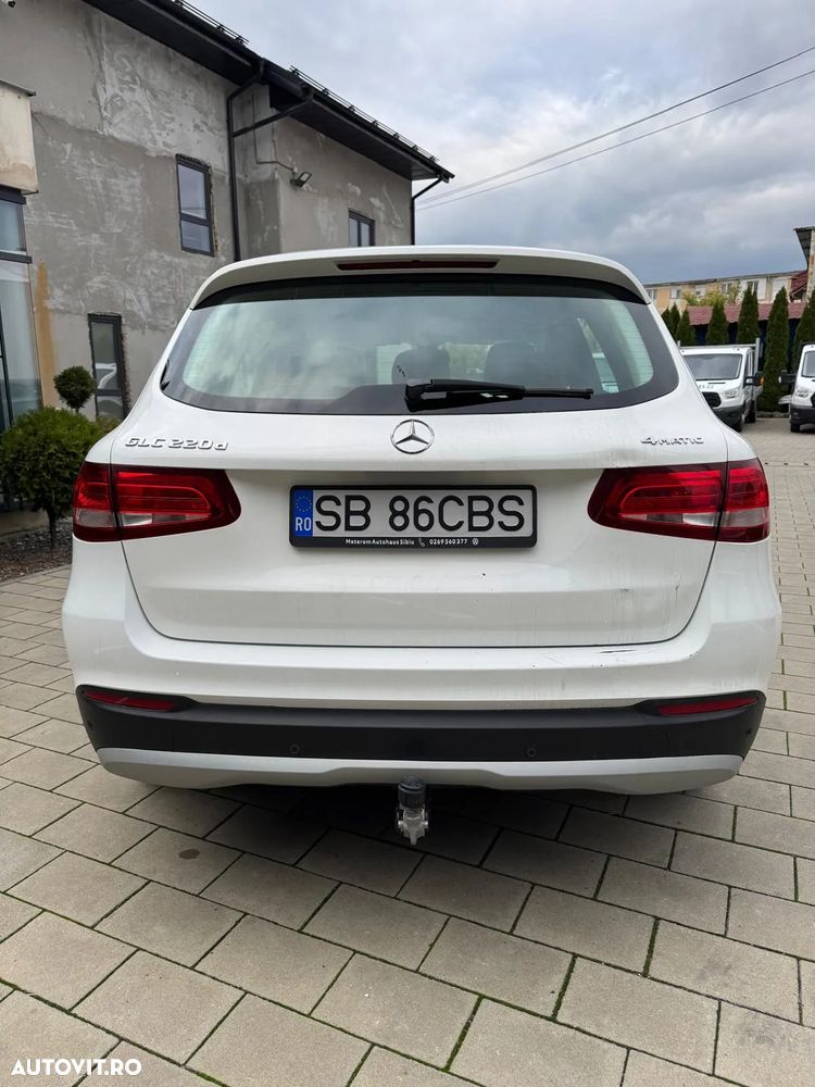 Mercedes-Benz GLC - 5