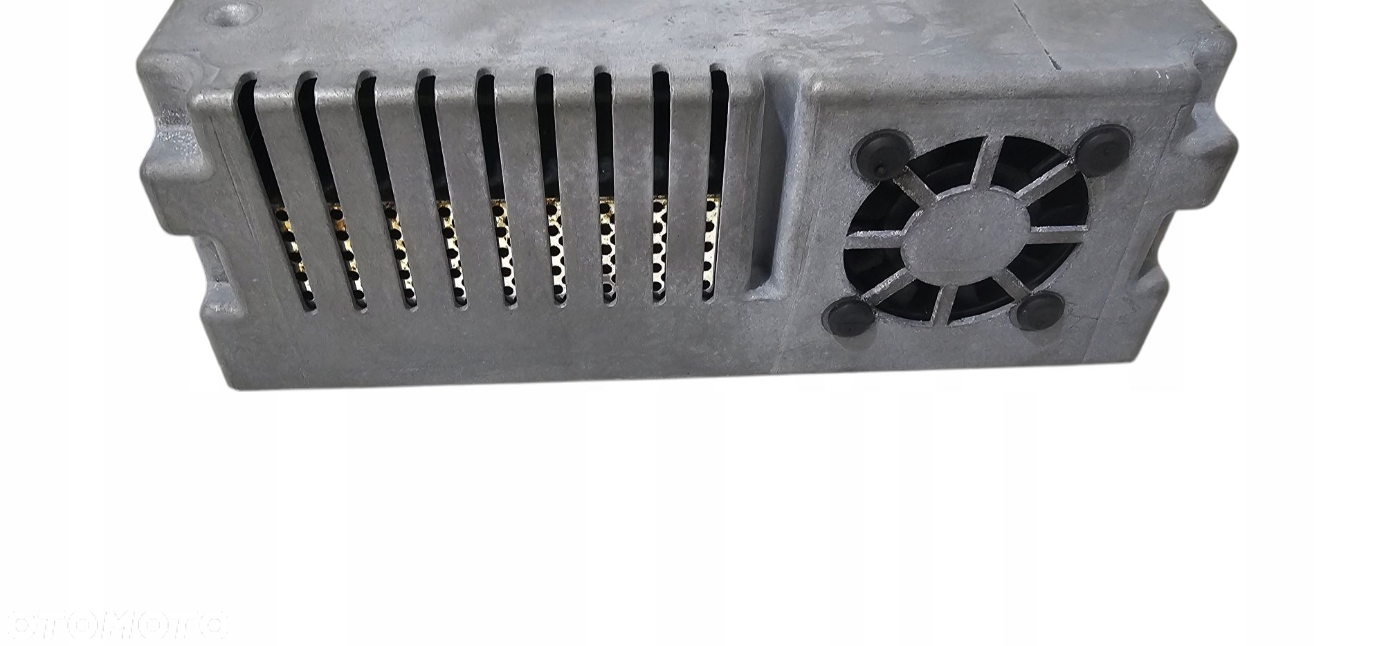 Bmw E65 E66 Moduł Tuner Wzmacniacz Radia Video Tv 6933868 - 2