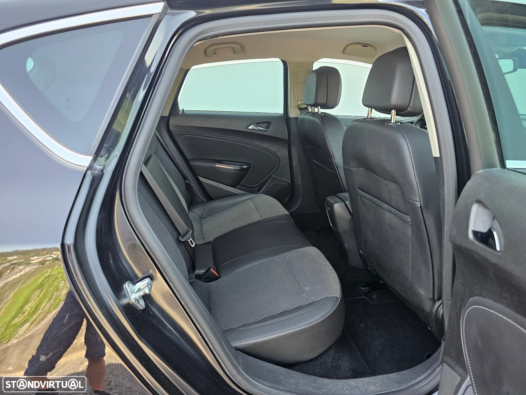 Opel Astra 1.7 CDTi Cosmo - 22