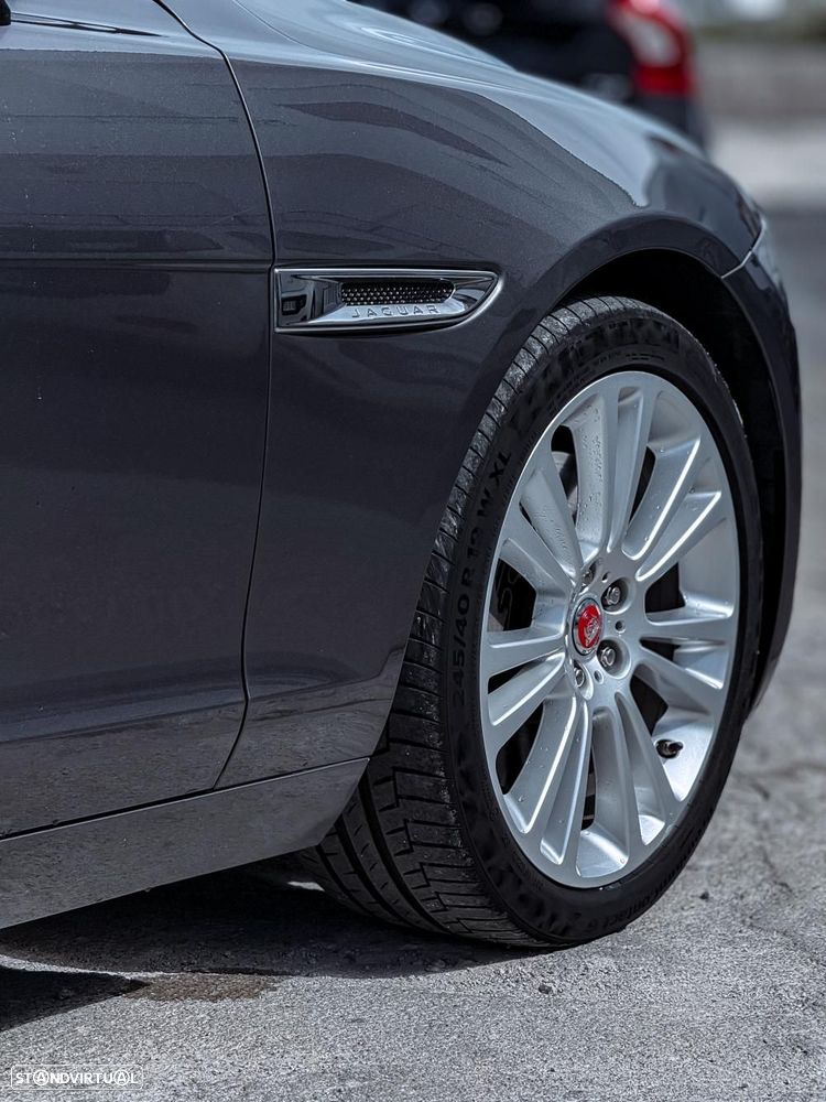 Jaguar XF 3.0 TDV6 Prestige Aut. - 14