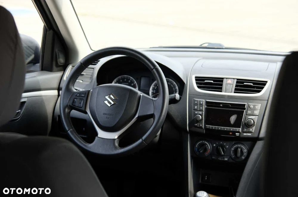 Suzuki Swift - 6