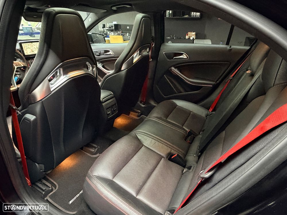 Mercedes-Benz A 45 AMG 4Matic Speedshift 7G-DCT Edition 1 - 9