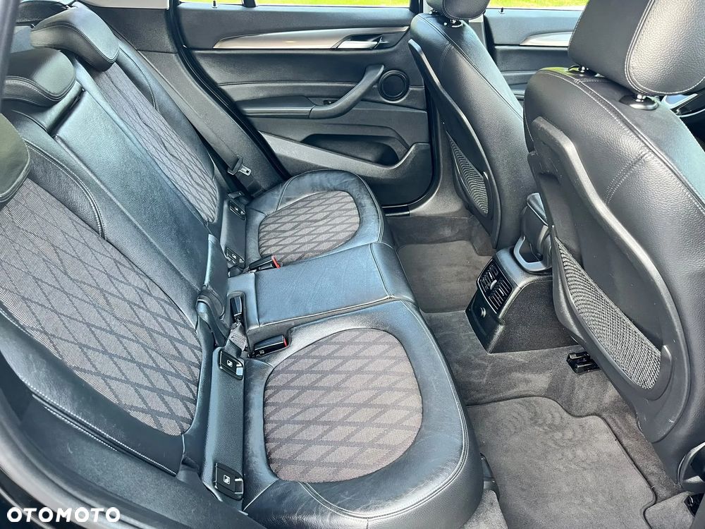 BMW X1 sDrive18d xLine - 7