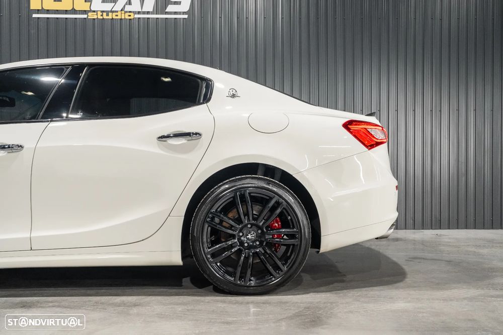 Maserati Ghibli 3.0 V6 - 30