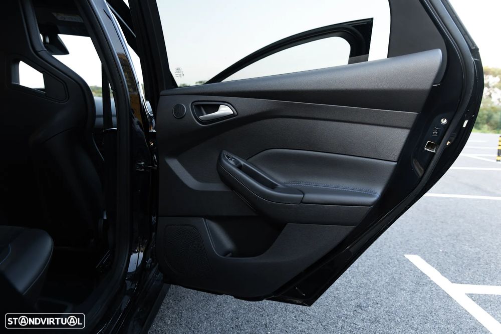 Ford Focus 2.3 EcoBoost RS Pack Performance - 23