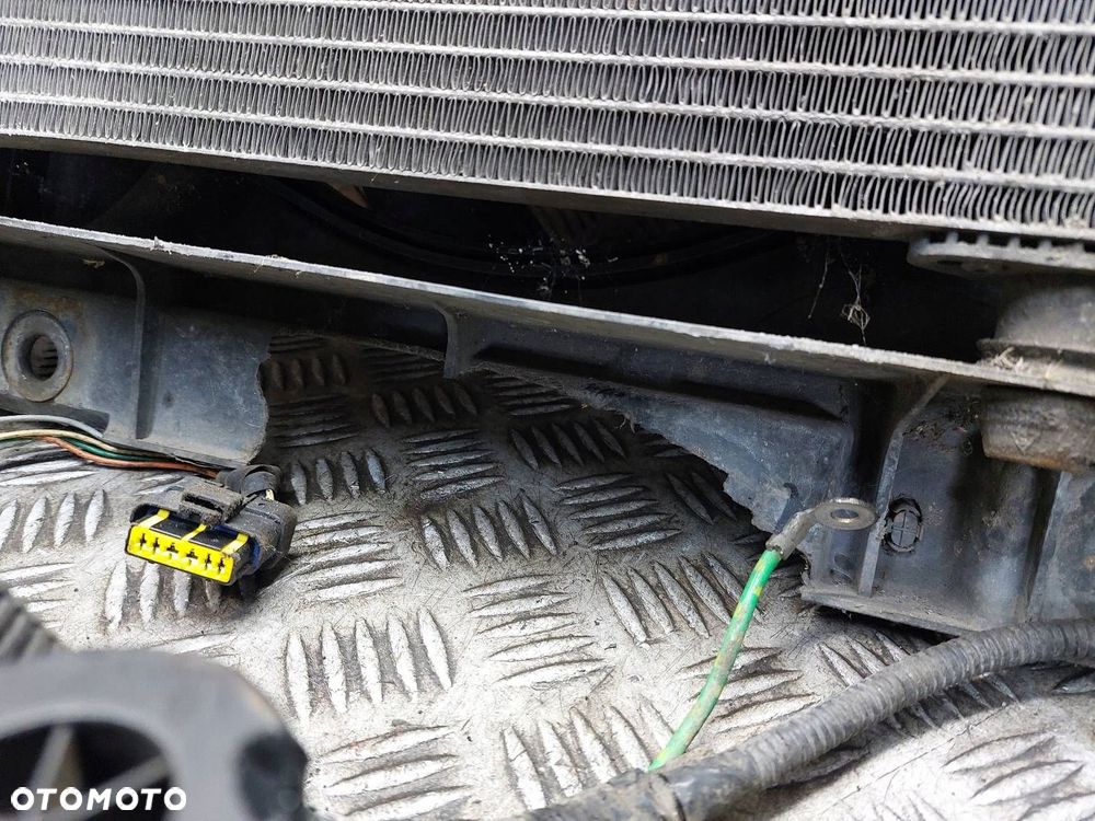 PAS PRZEDNI WZMOCNIENIE CZOŁOWE KOMPLET CHŁODNIC PEUGEOT 607 I 2.2 HDI - 3