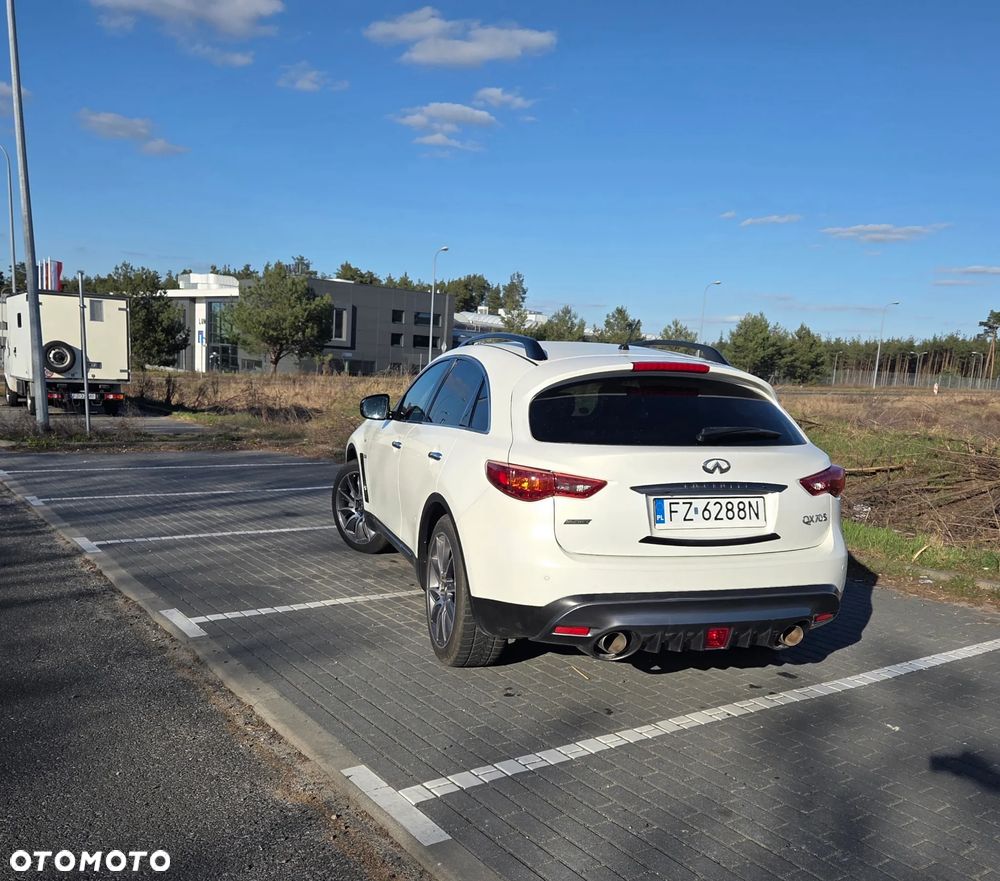 Infiniti QX70 3.0d AWD Ultimate - 8