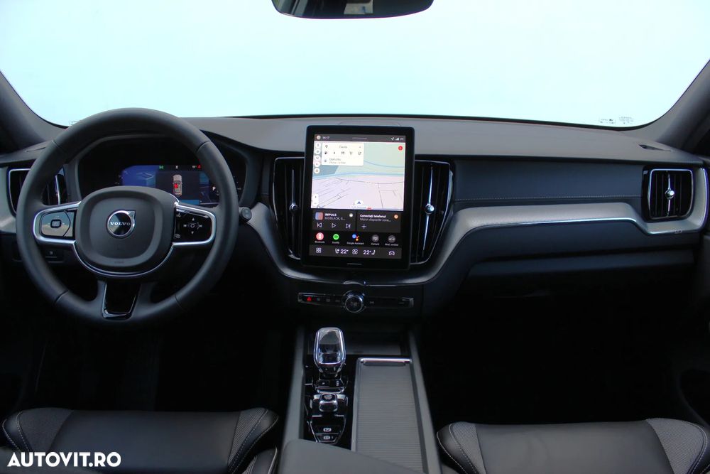 Volvo XC 60 T8 AWD AT PHEV Ultra Black Edition - 12