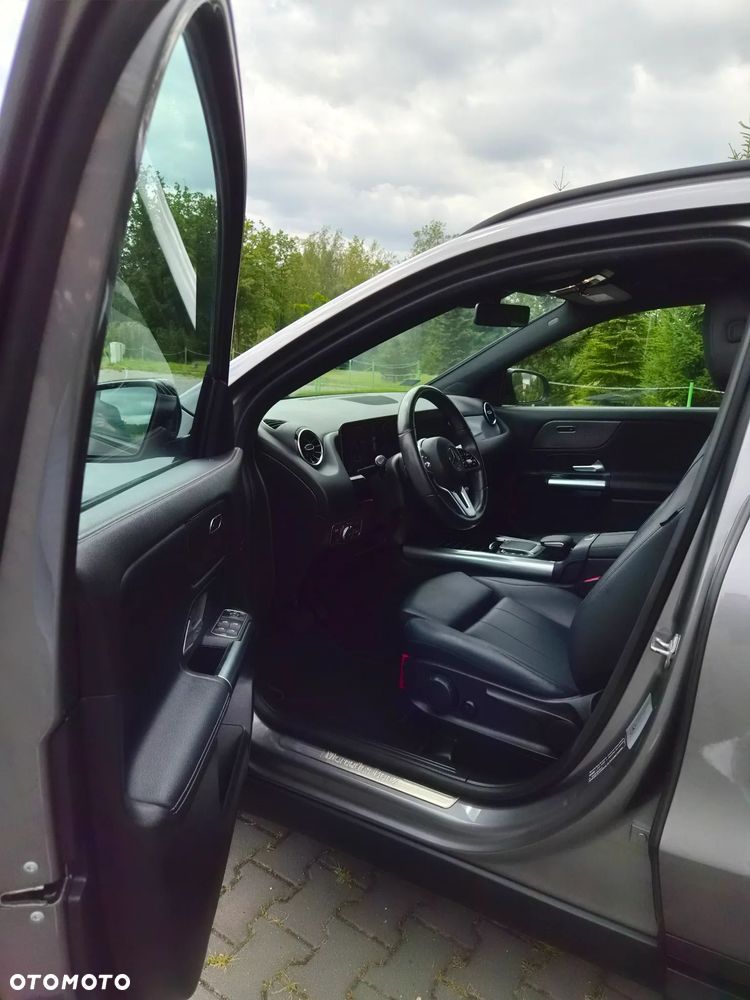 Mercedes-Benz GLA 220 d 4-Matic - 12