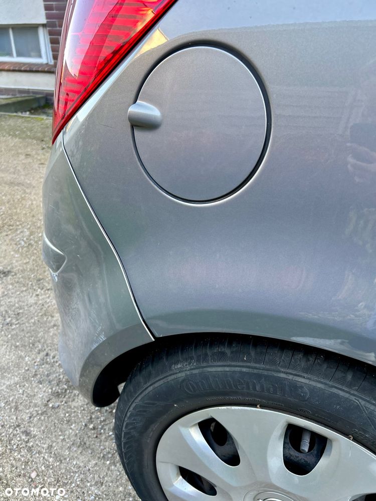 Opel Corsa 1.4 16V 111 - 11