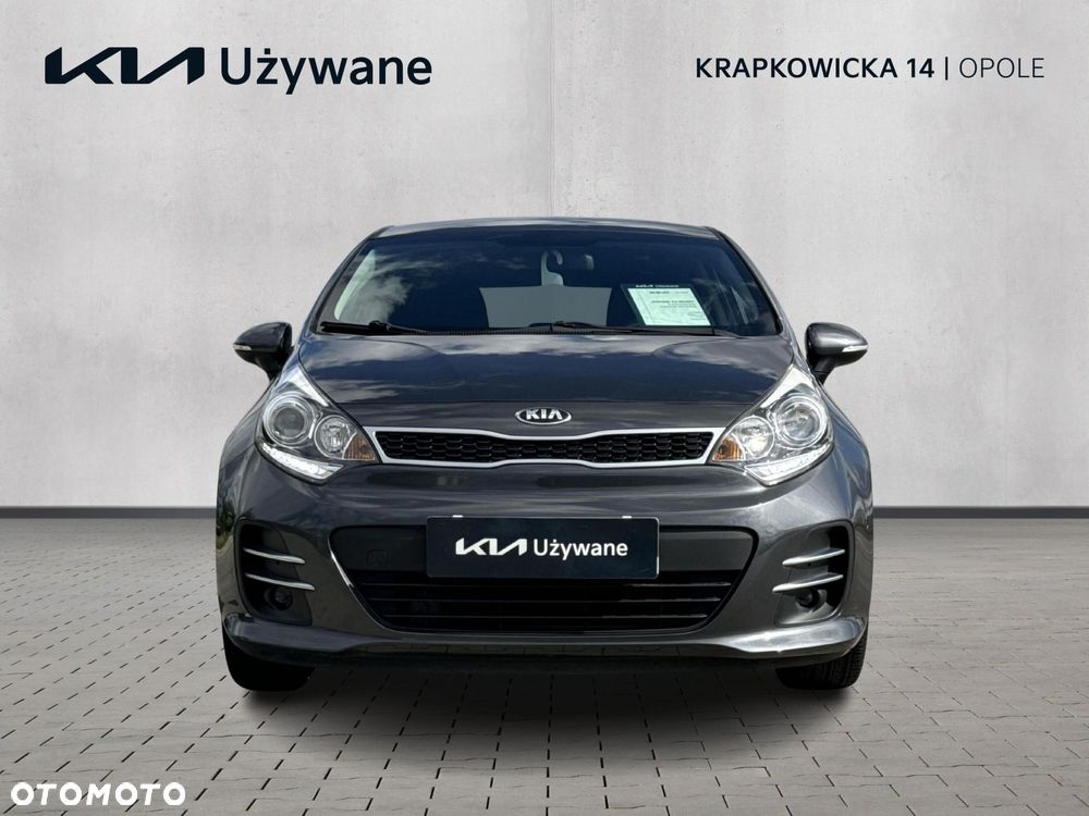 Kia Rio - 8