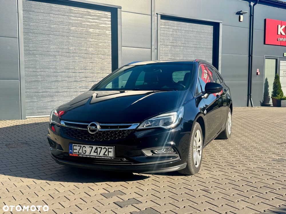 Opel Astra 2017 photo 2