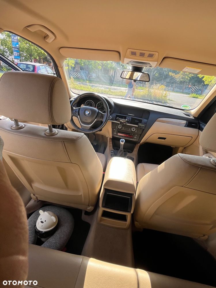 BMW X3 sDrive18d - 13