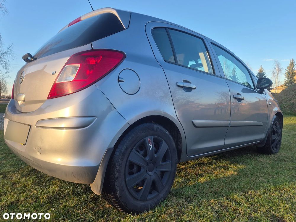 Opel Corsa 1.4 16V Enjoy - 7
