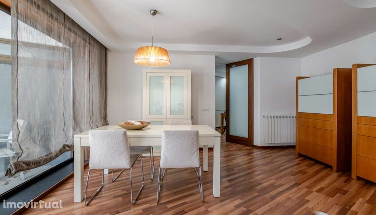 Moradia V3 para venda no centro da Póvoa de Varzim - Grande imagem: 4/25