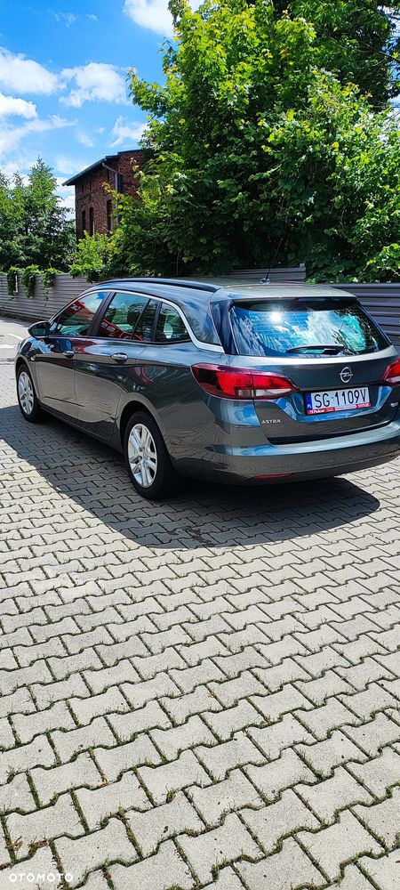 Opel Astra - 4