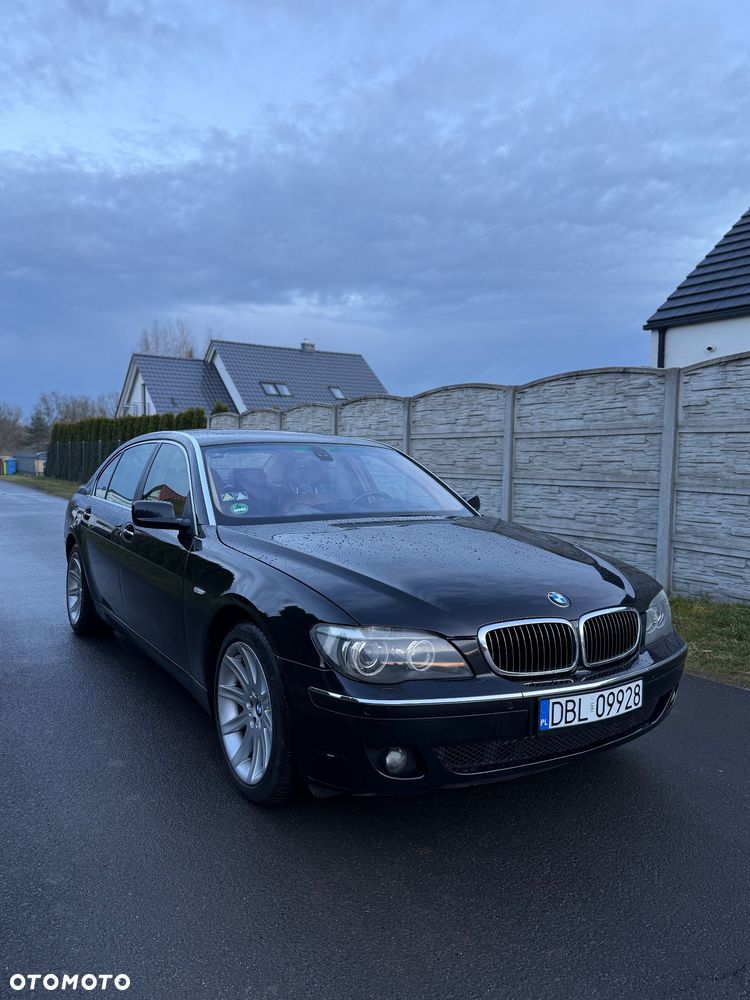 BMW Seria 7 740i L - 18