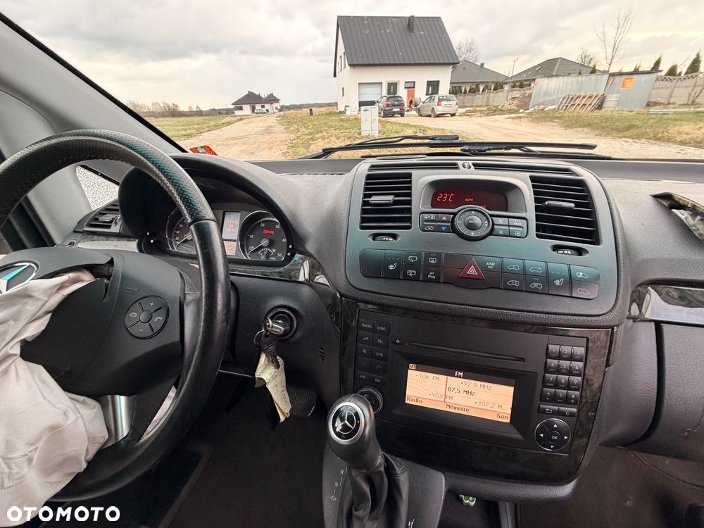 Mercedes-Benz Viano 3.0 CDI DPF lang Automatik Avantgarde - 29