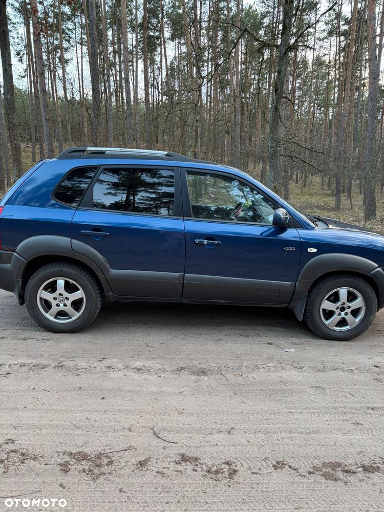 Hyundai Tucson 2.0 CRDi Active - 4