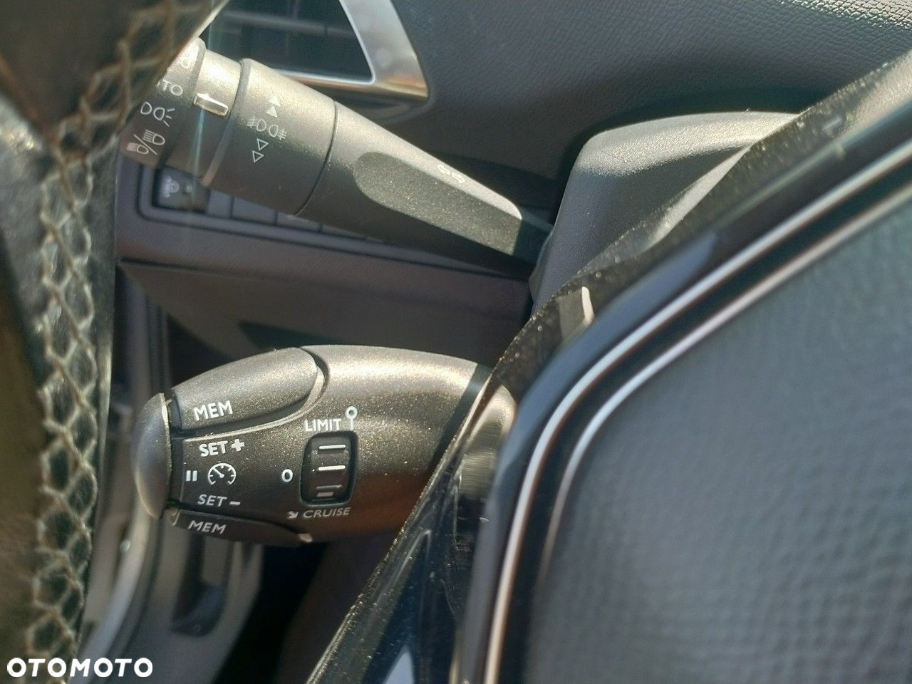 Peugeot 5008 2.0 BlueHDi Allure 7os - 25