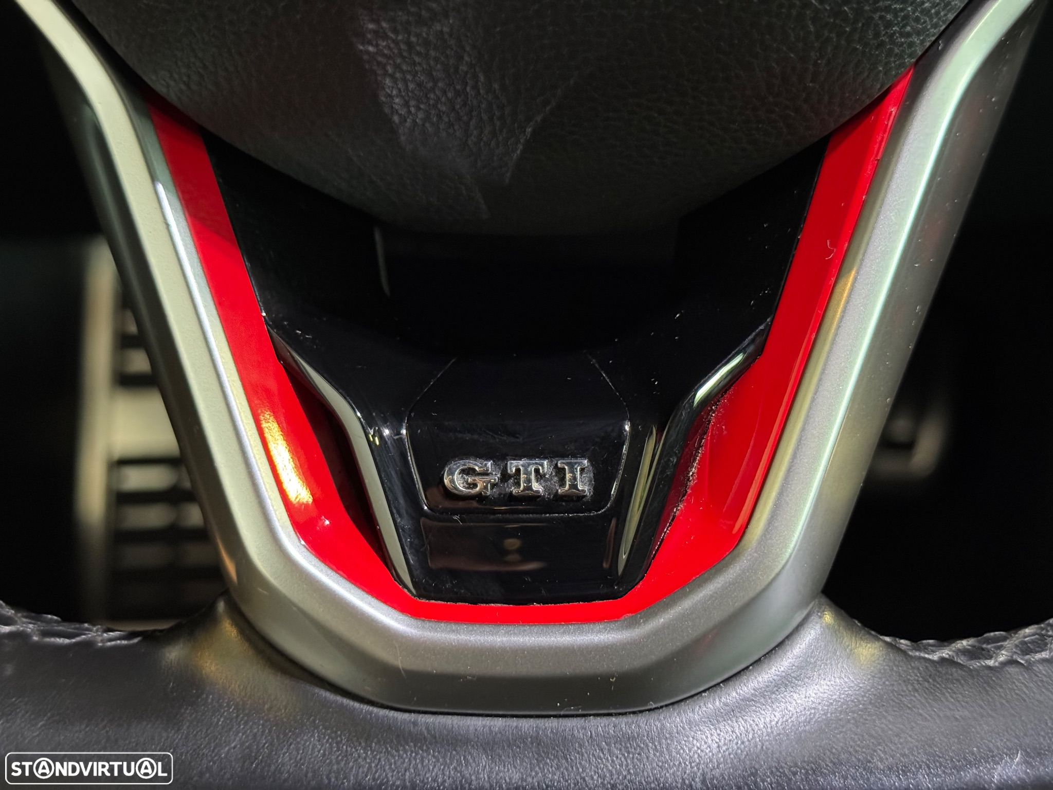 VW Golf 2.0 TSI GTI DSG Performance - 12