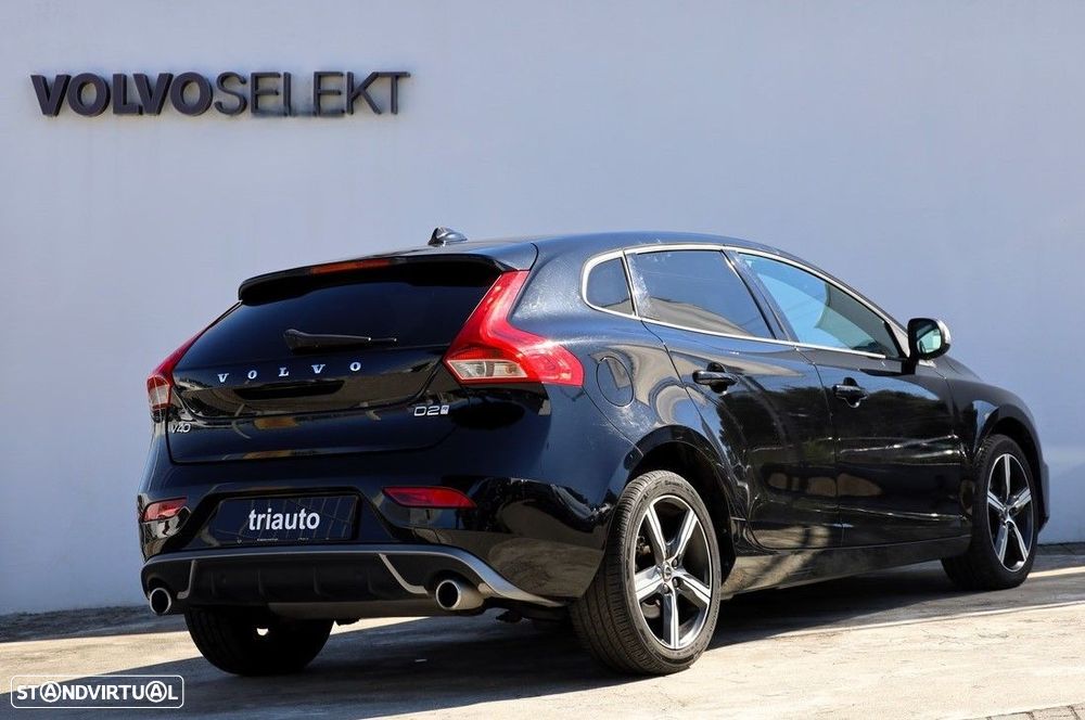 Volvo V40 2.0 D2 R-Design - 21