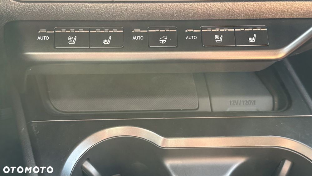 Lexus UX 250h GPF Prestige AWD - 38