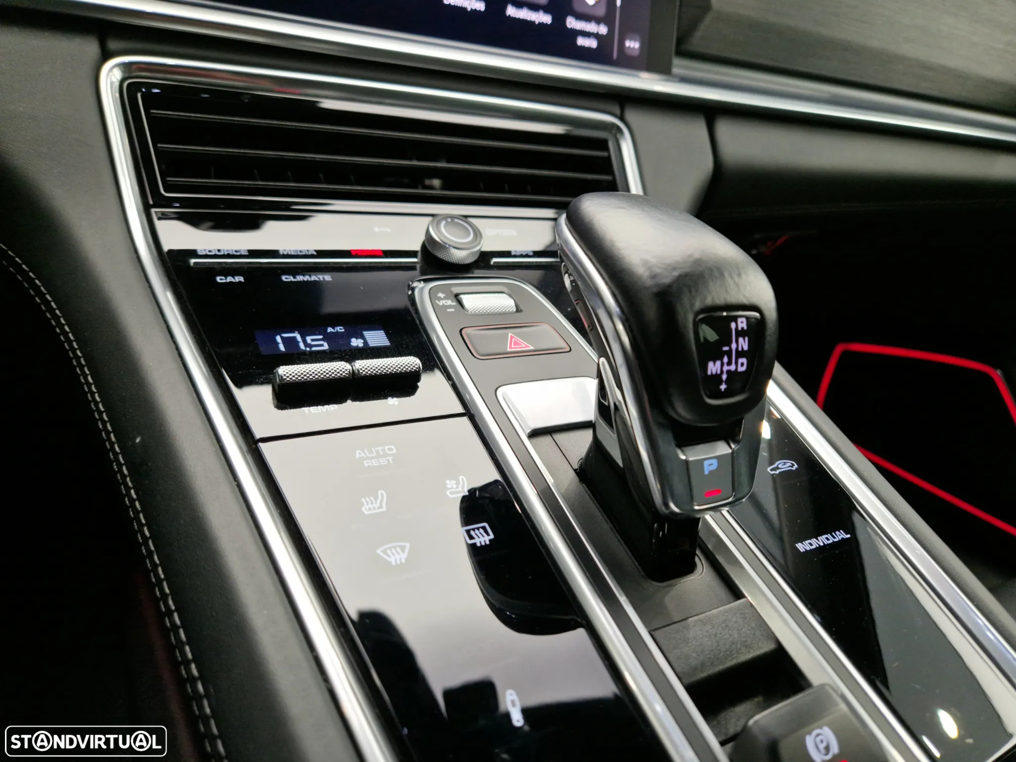 Porsche Panamera Sport Turismo 4 E-Hybrid Platinum Edition - 25