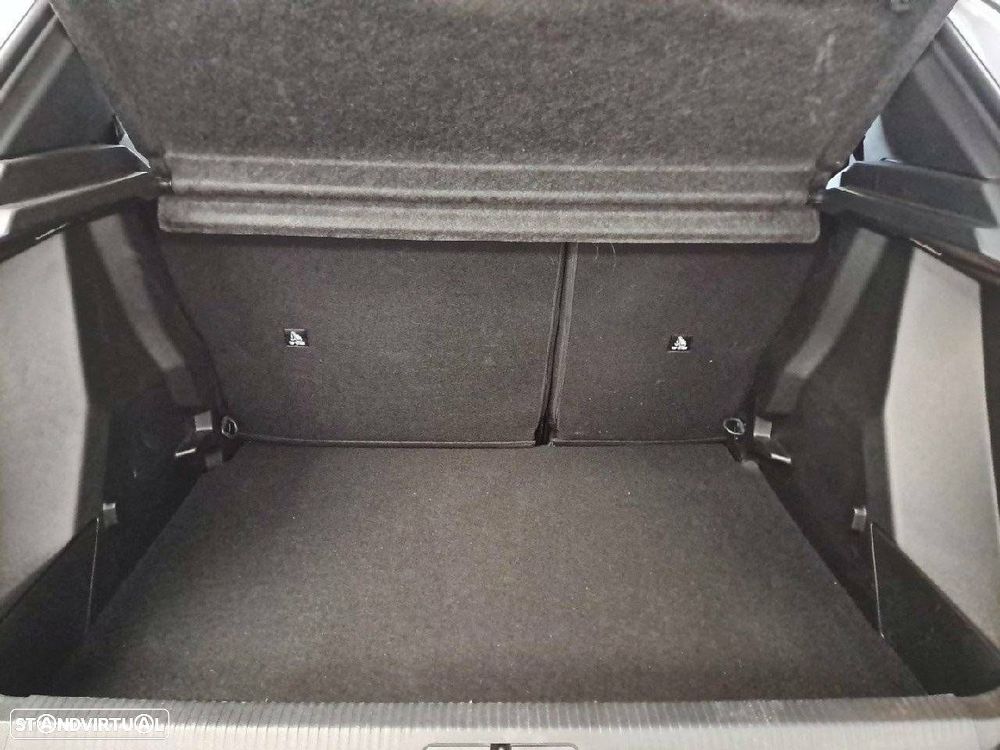 Peugeot 2008 1.2 Hybrid Allure e-DCS6 - 6