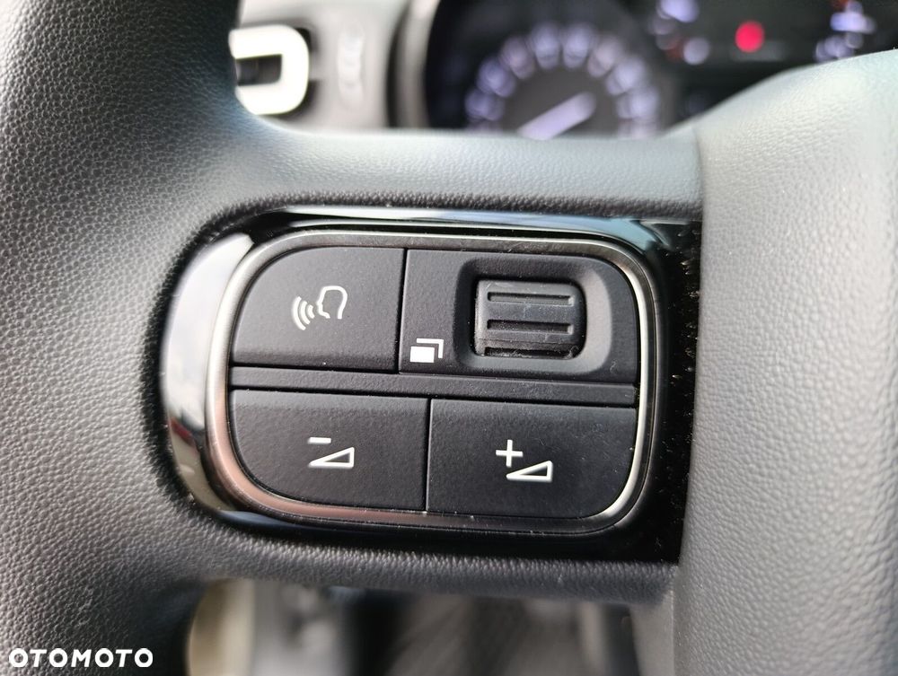 Citroën C3 1.2 PureTech Shine - 16