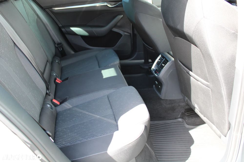 Skoda Octavia 2.0 TDI Style - 15