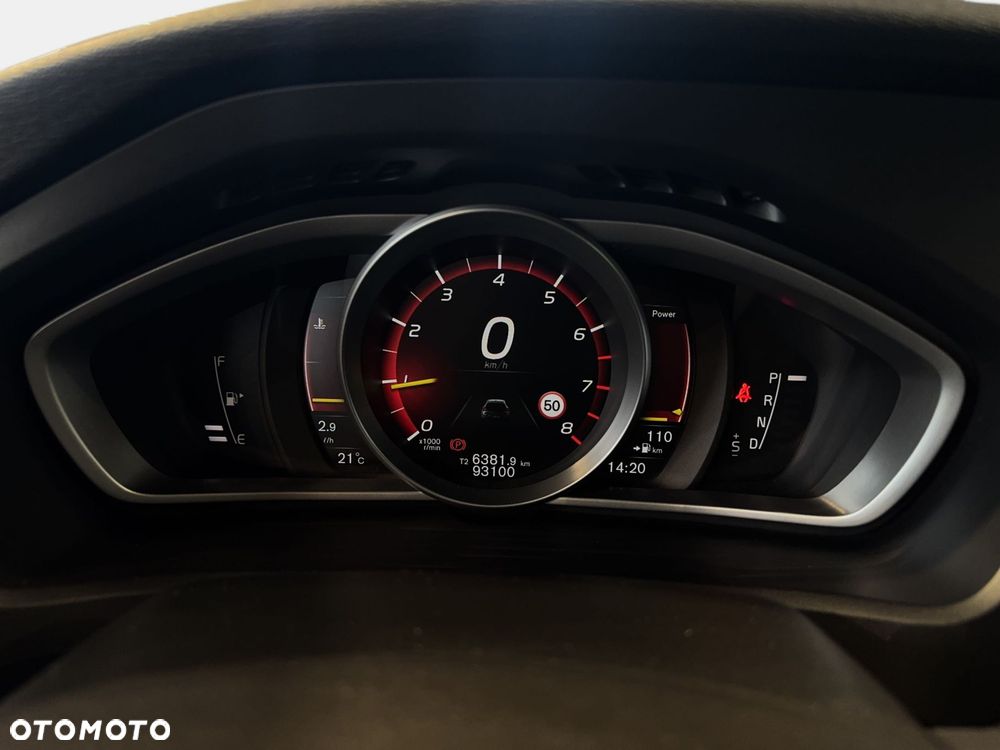 Volvo V40 - 19