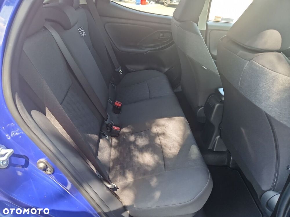 Toyota Yaris Hybrid 1.5 Style - 23